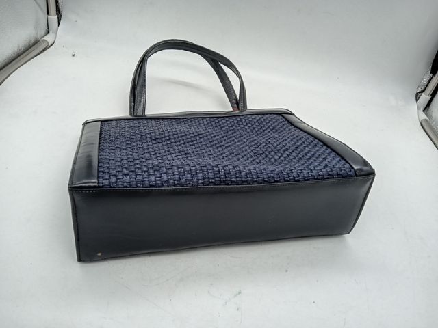 Borsetta vintage in pelle e rafia blu