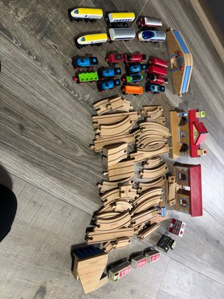 Juego de vias de trenes