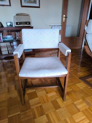 Poltrona adatta agli anziani.