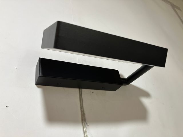 Lampada parete Led orientabile