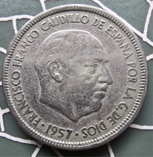 MONEDA ESPAÑA 5 PESETAS 1957.