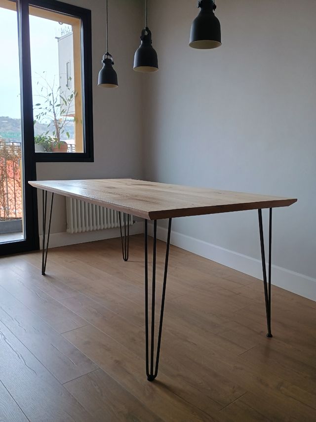 Mesa de comedor de madera a medida 