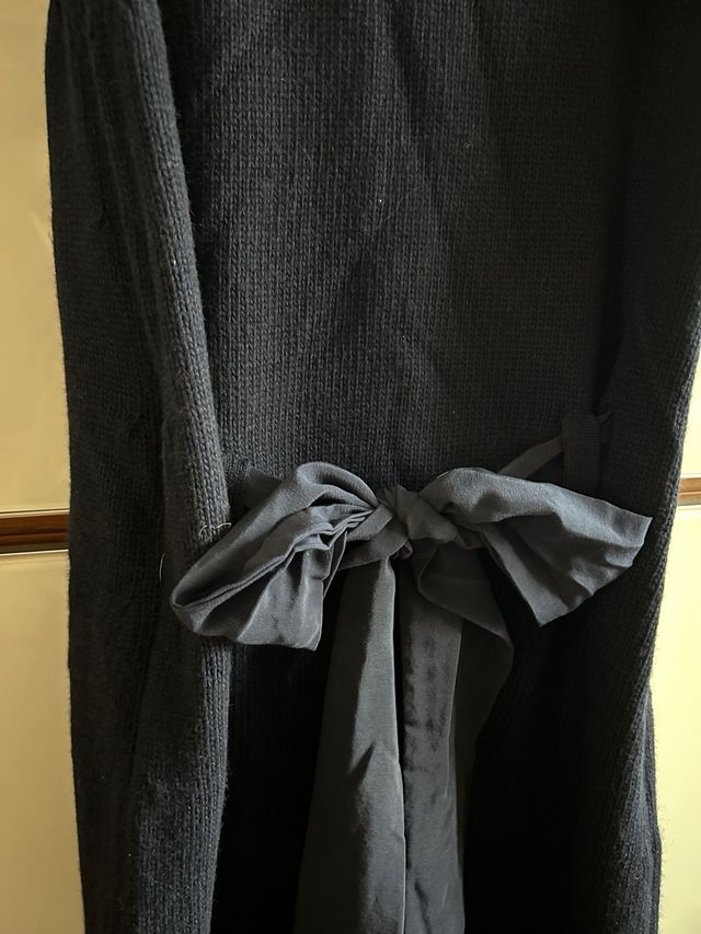 Vestito di lana e cashmere nuovo