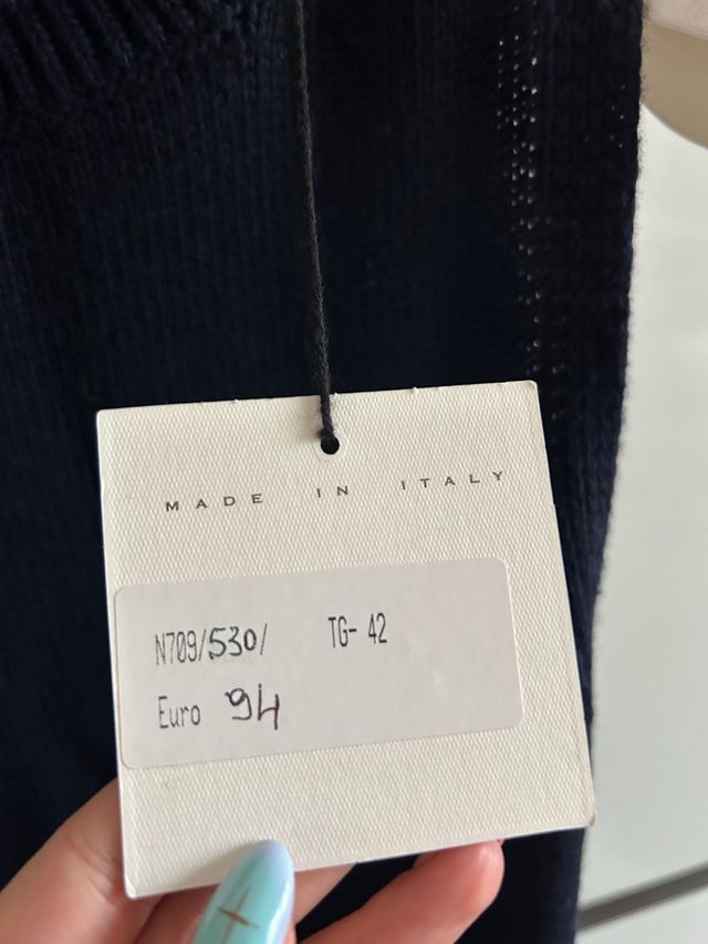 Vestito di lana e cashmere nuovo