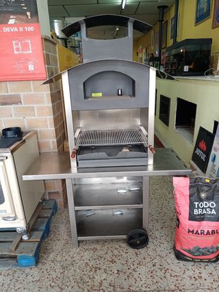 Acciaio inox, moderna griglia con cassetto e griglia