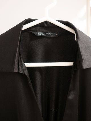 vestido marca ZARA (M) bordados y estética japones