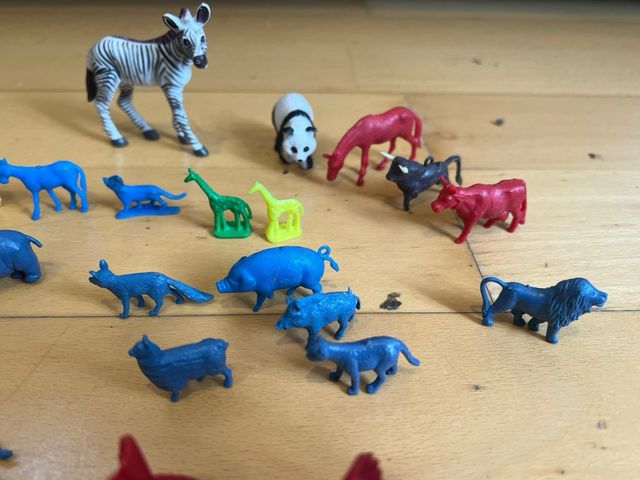 Lote de 35 animales granja  de plástico vintage