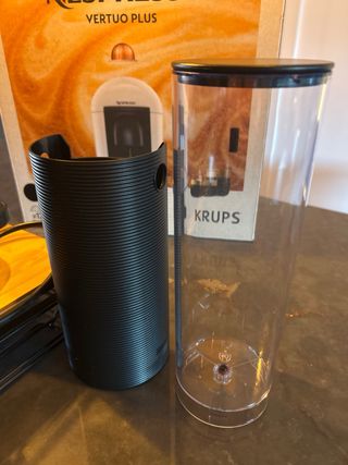 Cafetera Nespreso Vertuo Plus