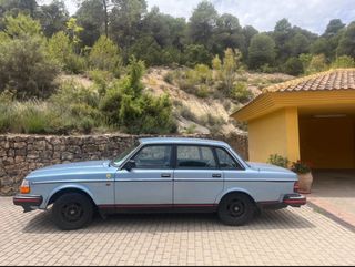 Volvo 240/244 D6 1987