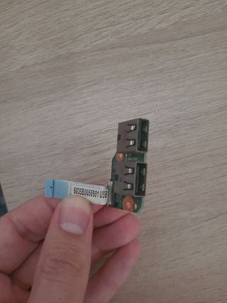 Conjunto de Conexiones USB Portatil