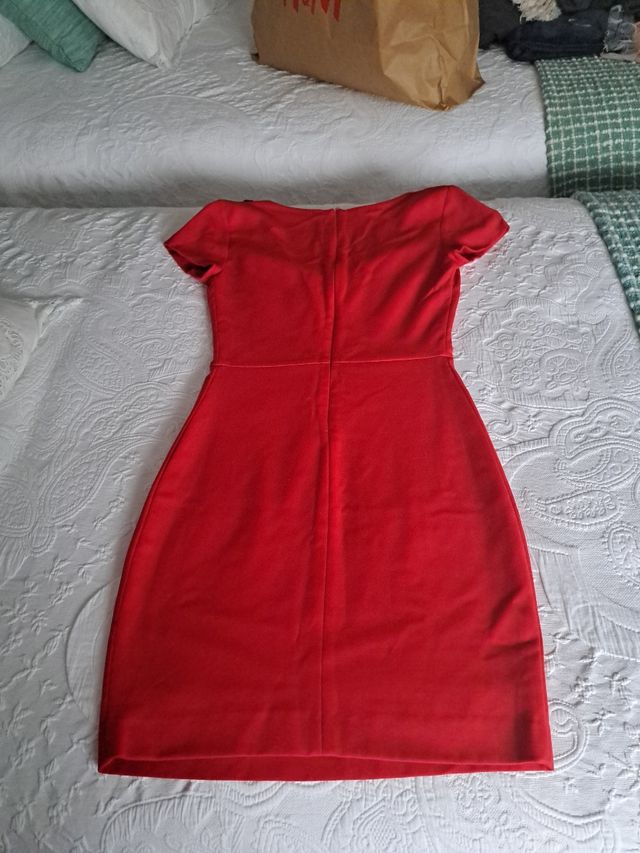 Vestido rojo zara