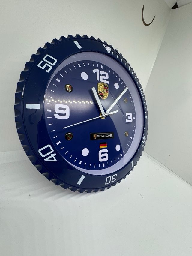 Reloj de pared tematizado Porsche en azul