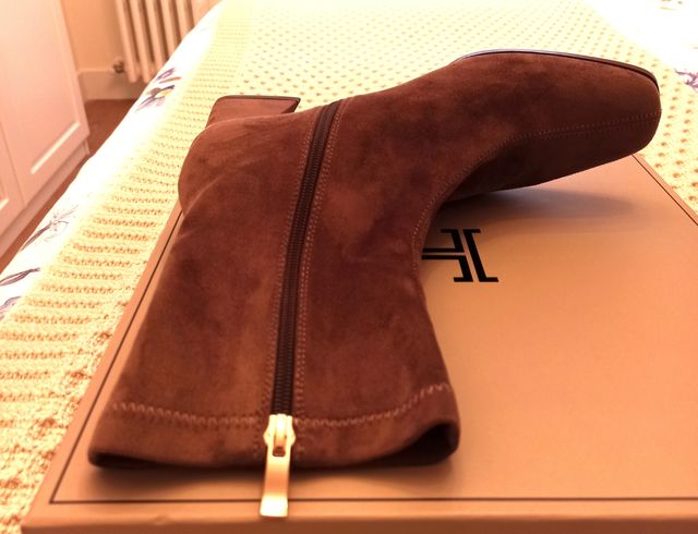 Botines ante Latouche nuevos