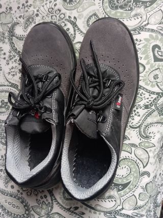Zapatos trabajo talla 38