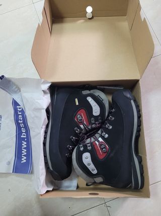 Botas  de montaña 