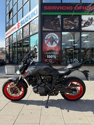 YAMAHA MT 07