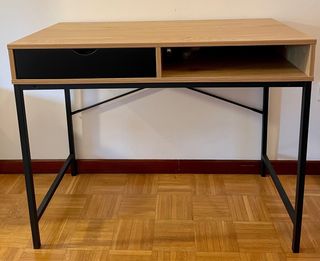 Conjunto de escritorio y silla