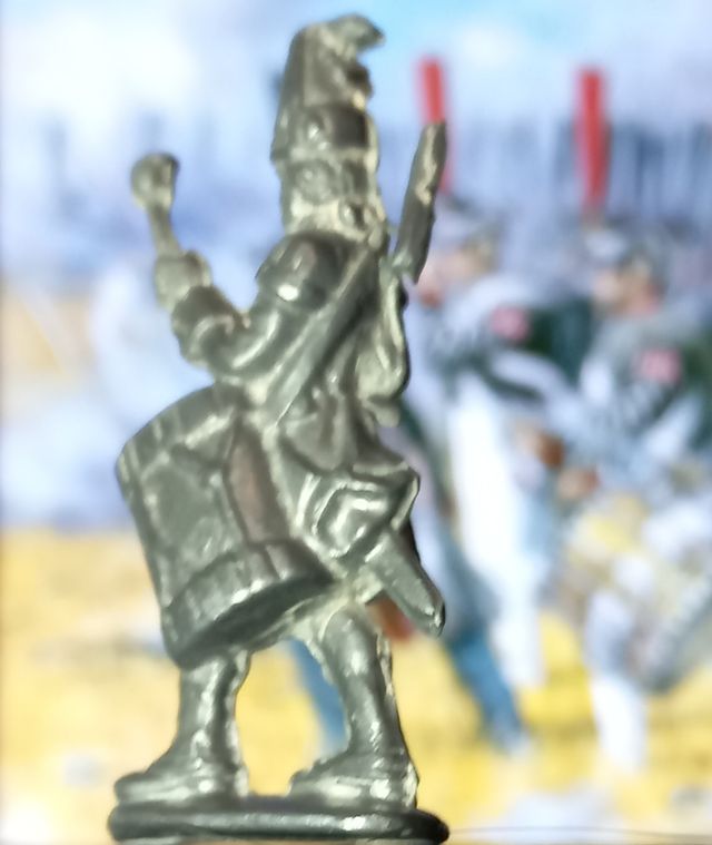 TAMBOR PRUSIANO SOLDADO PLOMO AÑOS 20-30 S.XX