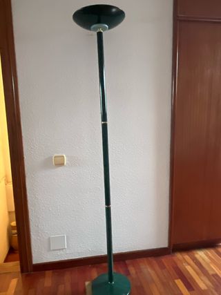 Lámpara pie