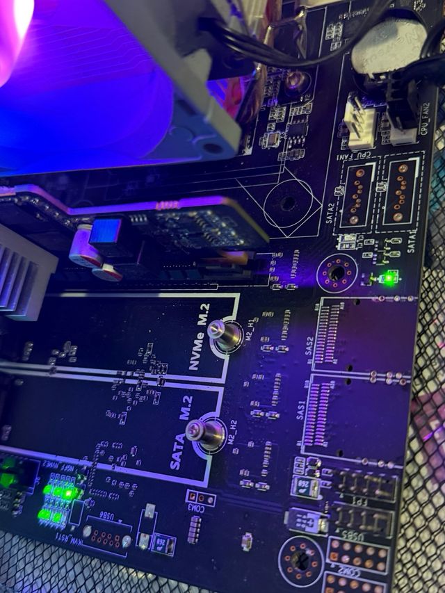 Placa base + Intel Xeon D1581