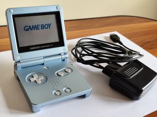 Game Boy Advance SP Pearl Blue