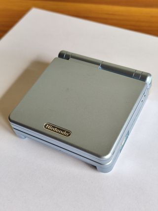 Game Boy Advance SP Pearl Blue