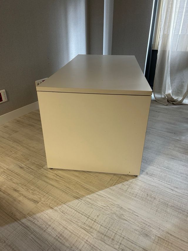 Conjunto de mesas se oficina para varios puestos