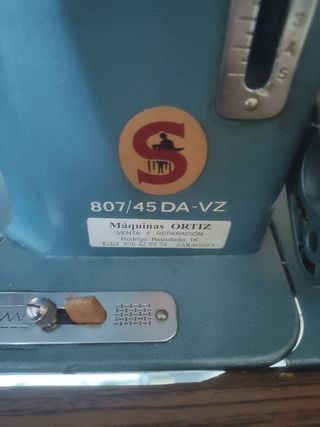 Máquina industrial Singer 807/45DA-VZ