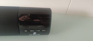 Barra de sonido Pierre Cardin 