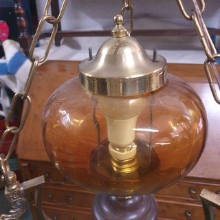 Antigua lámpara de bronce