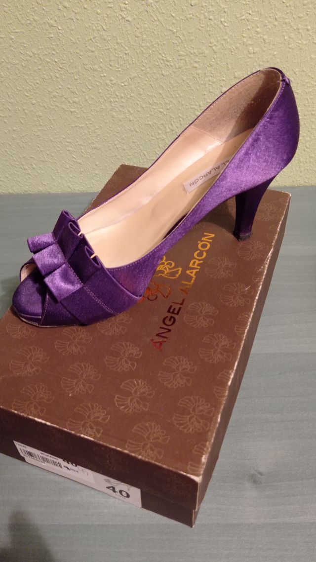 Zapatos de mujer y bolso a juego