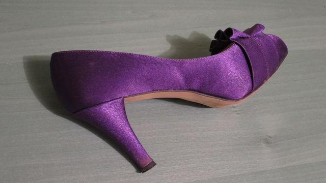 Zapatos de mujer y bolso a juego