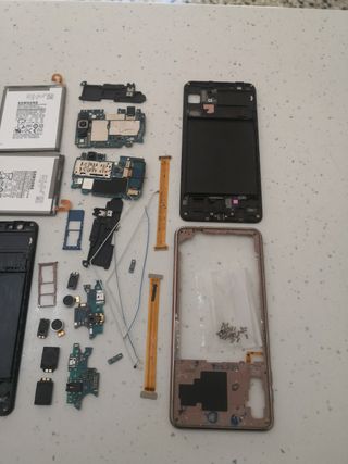 Piezas SAMSUNG GALAXY A7 2018