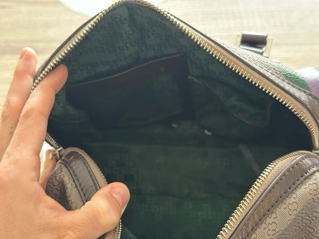 Bolso de mano salvador bachiller