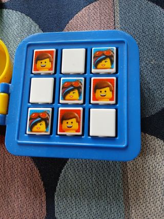 3 en raya de lego