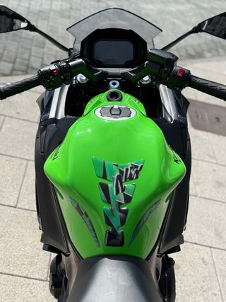 KAWASAKI NINJA 650