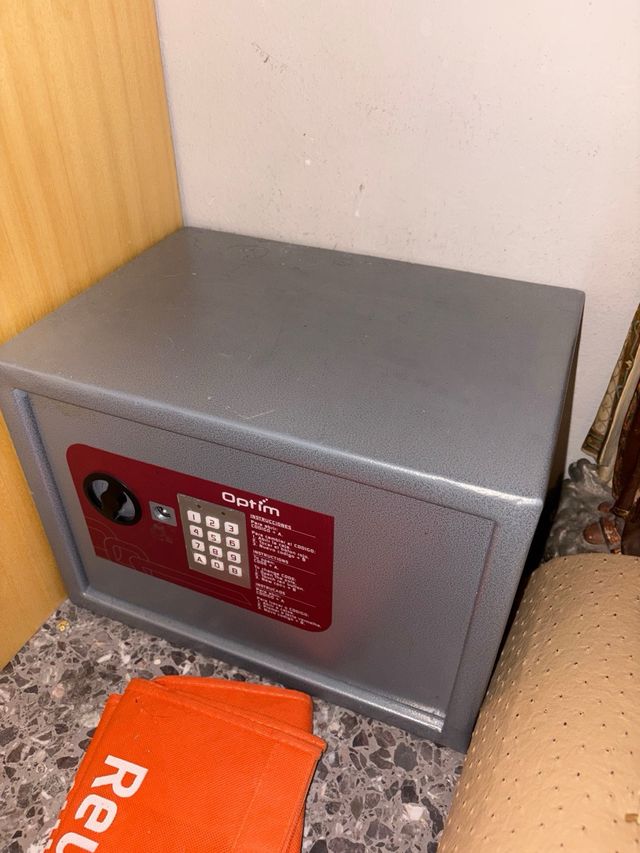 Caja fuerte optim 170x230x170