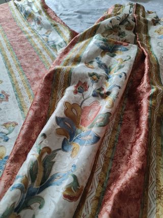 Tende a motivi geometrici