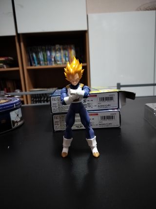 Vegeta Super Saiyan Sh Figuarts Premium Color