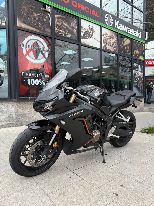 HONDA CBR 650 R