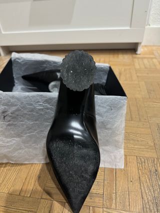 Zapato salón talla 39 Uterque