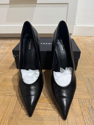 Zapato salón talla 39 Uterque