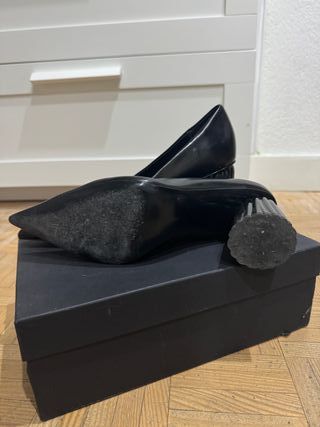 Zapato salón talla 39 Uterque