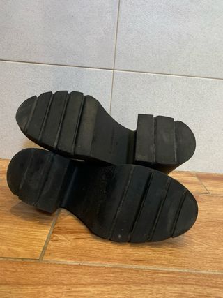 Botines negros tacón