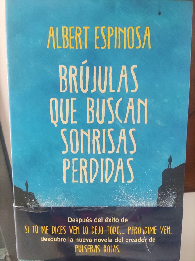 'Brújulas que buscan sonrisas perdidas'