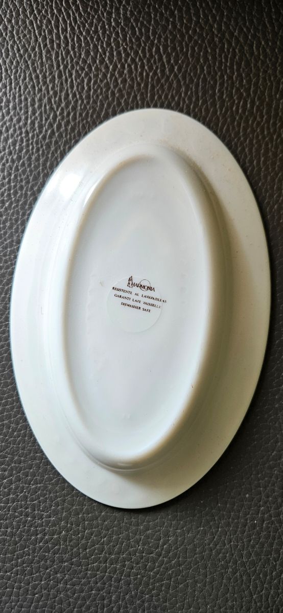 Fuente ovalada pequeña "Harmonia"