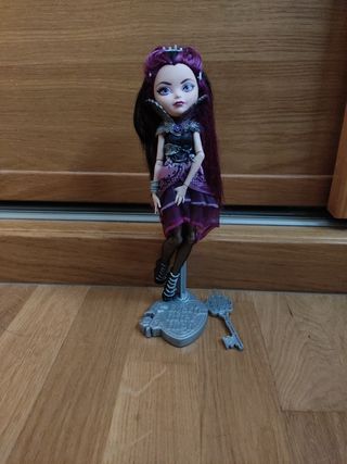 Muñeca Ever after high