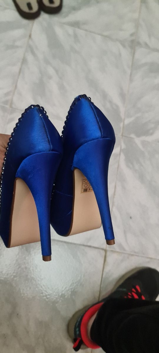 Vendo tacones señorita fiesta talla 37