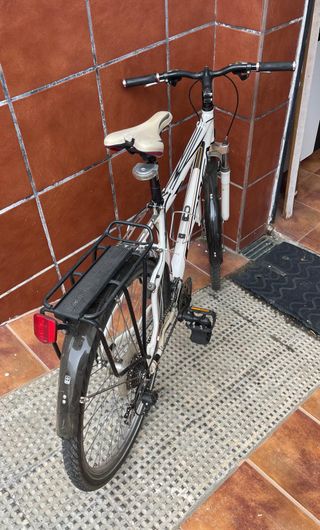 Bicicleta Orbea 26 pulgadas con muchos extras