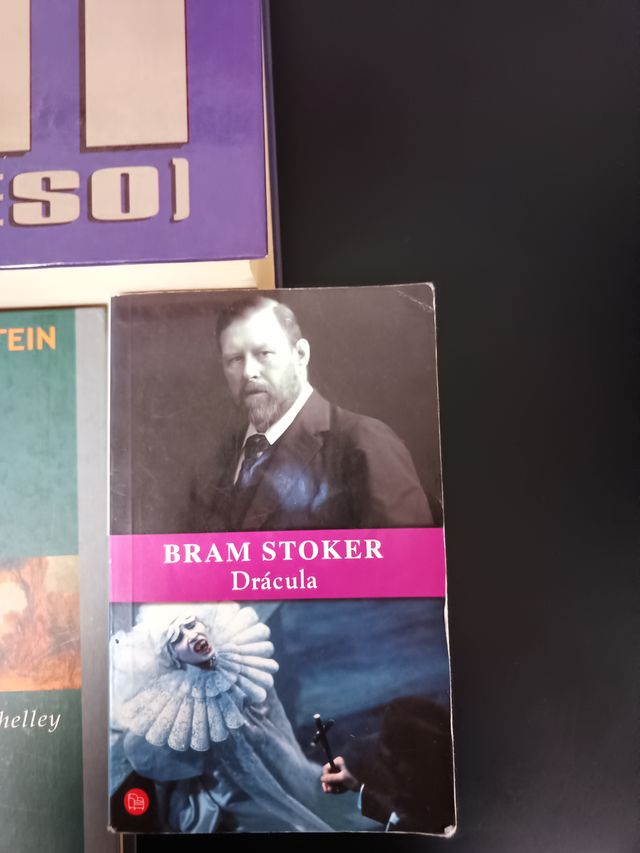 Pack clásicos terror: Frankenstein, IT, Drácula.
